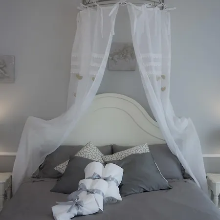 B&B Donna Ada Salerno Exterior photo